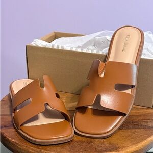 Casual Avenue Women's Brown Slide Sandals
